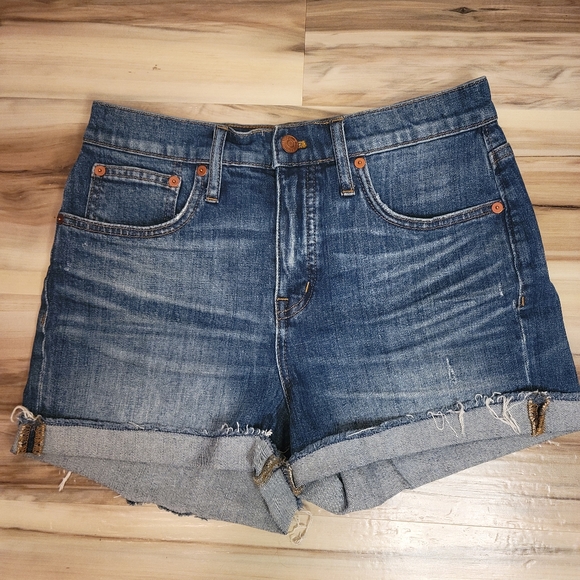 NWOT Madewell Distressed Shorts - Picture 5 of 13